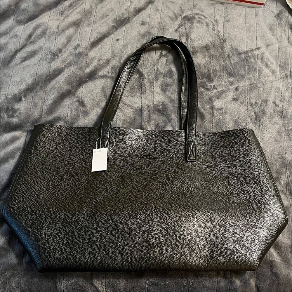 Elegant Black Tote Bag